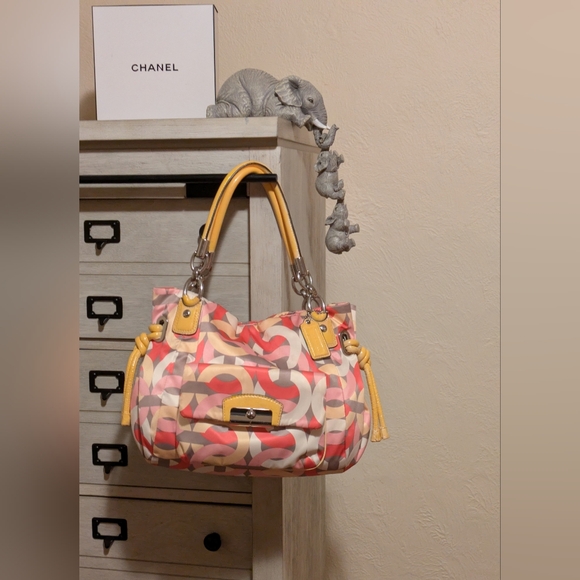Coach 22981 Kristin Satchel Hobo Shoulder/Tote Bag - Picture 4 of 14